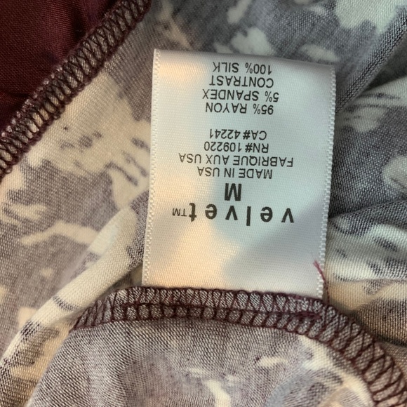 Anthroplogie sz M blouse w/ sequins *like new - Picture 6 of 6